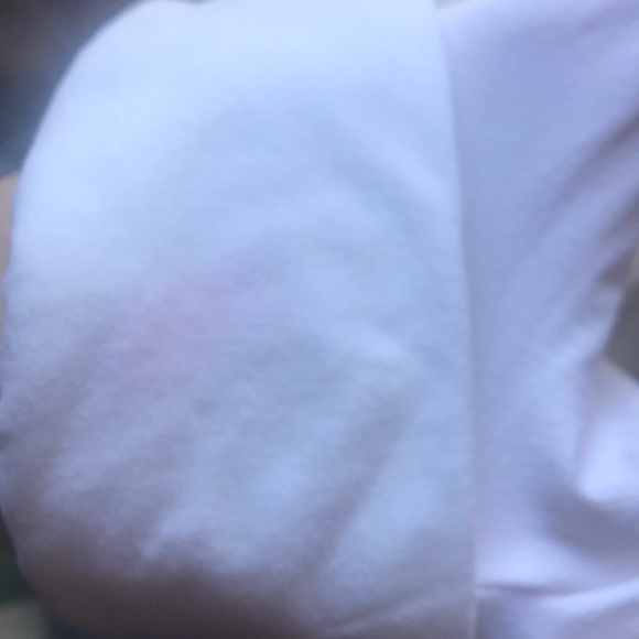 4/25$ Spanx Chic Sleeveless Turtleneck - Picture 6 of 8